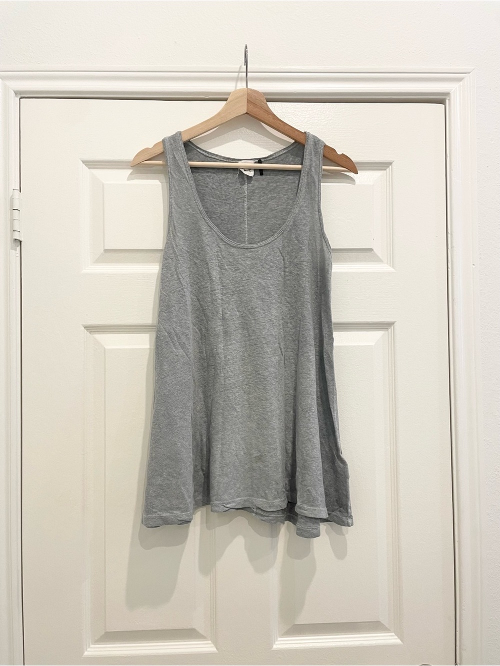 Anthropologie Akemi + Kin Savoy Swing Tank Top, Moss Gray
